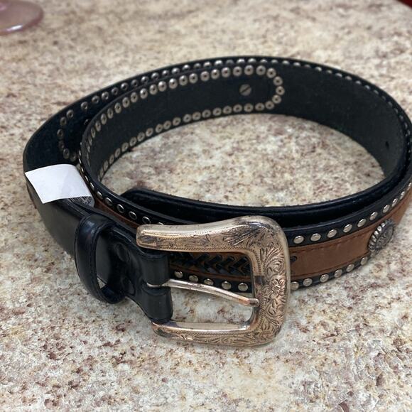 Wrangler Other - Wrangler 40 black brown leather western belt